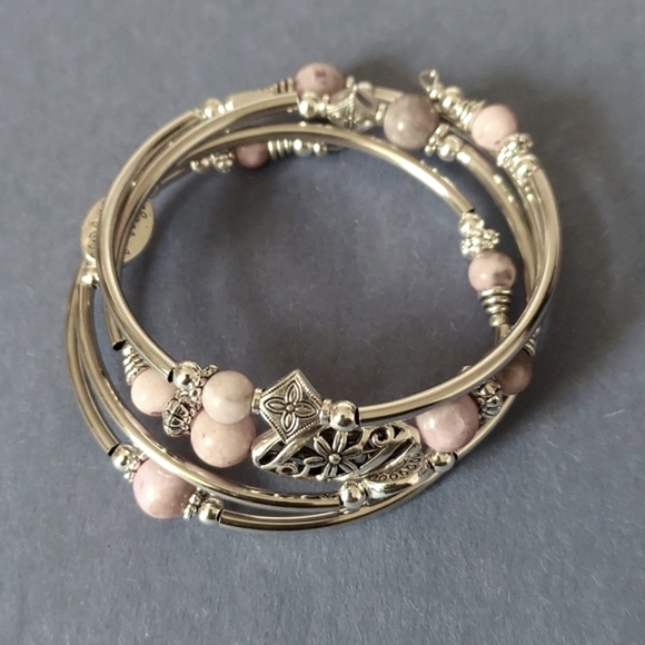 Modern Design Pink Wrap Bracelet - Picture 2 of 6